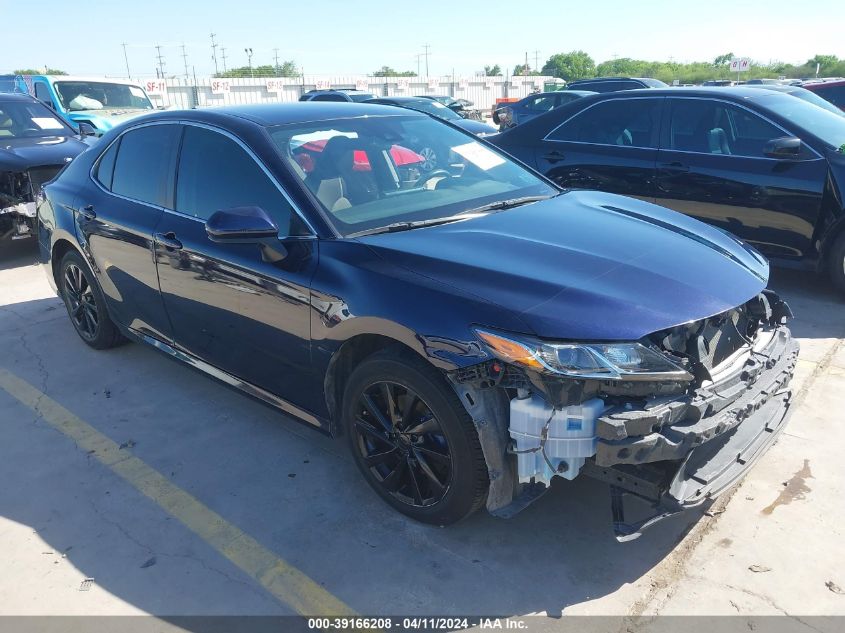 2022 TOYOTA CAMRY LE