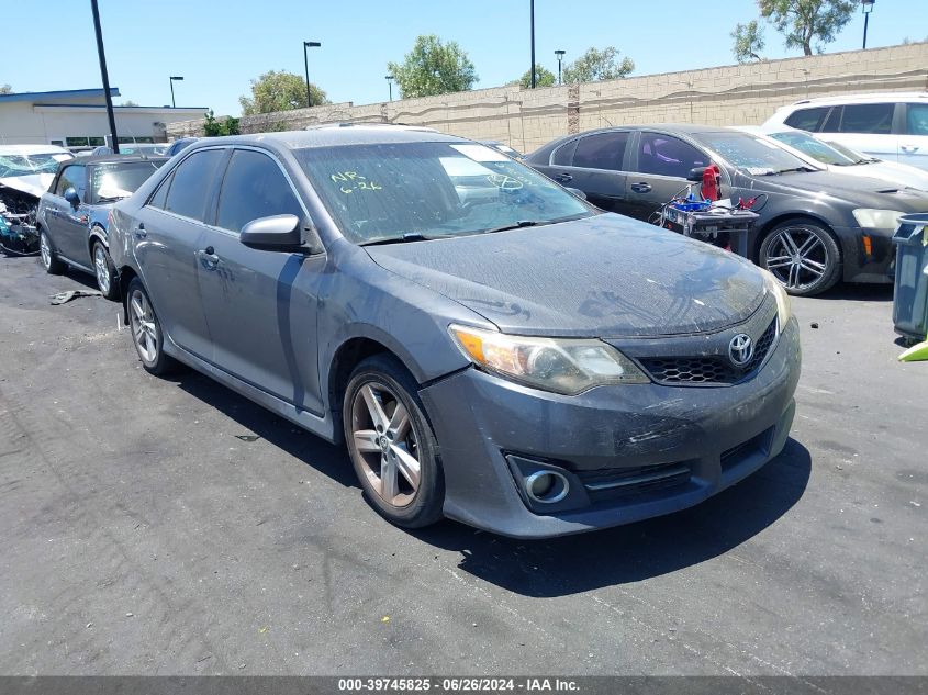 2014 TOYOTA CAMRY SE