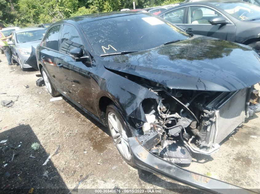 2014 VOLKSWAGEN PASSAT 2.0L TDI SE