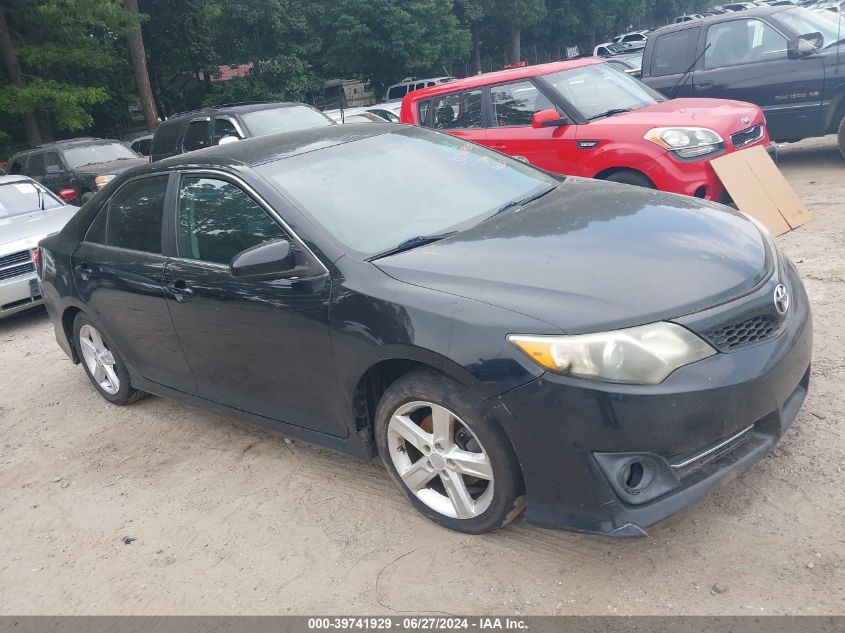 2012 TOYOTA CAMRY SE