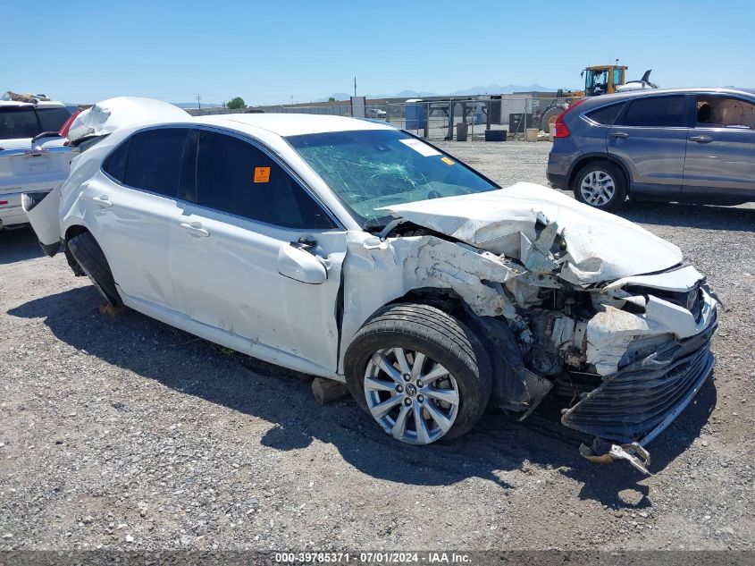 2018 TOYOTA CAMRY LE