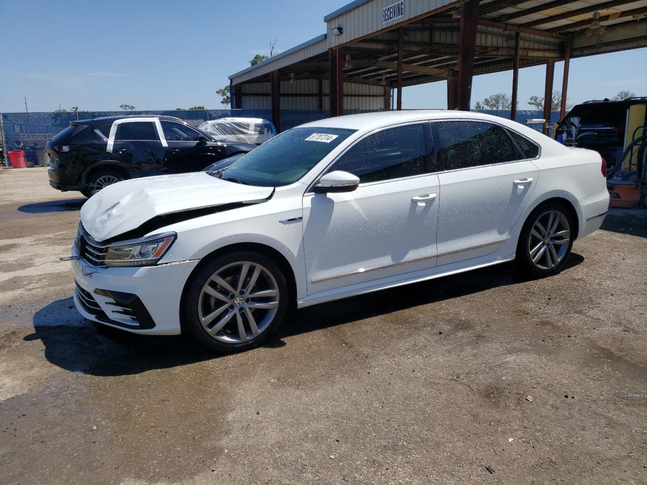 2017 VOLKSWAGEN PASSAT R-LINE