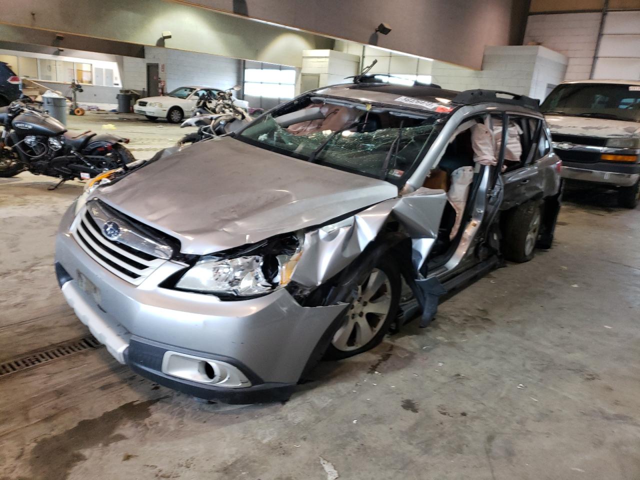 2011 SUBARU OUTBACK 3.6R LIMITED