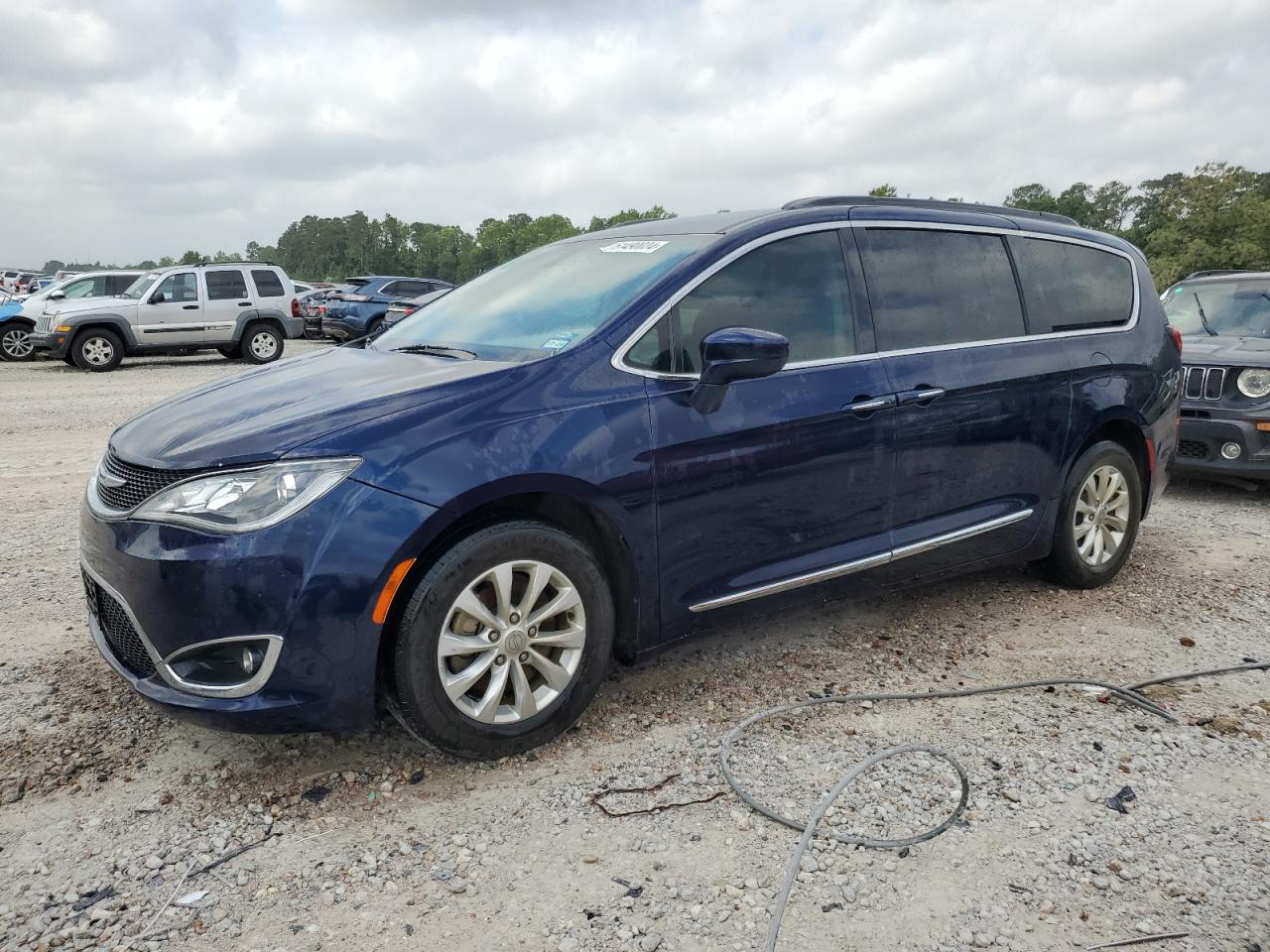 2017 CHRYSLER PACIFICA TOURING L