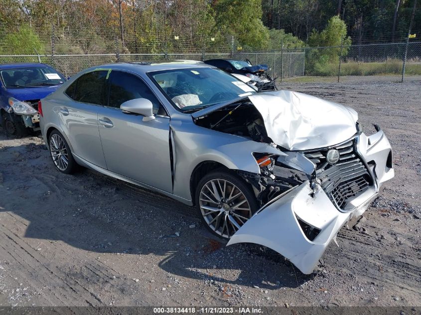 2017 LEXUS IS 200T