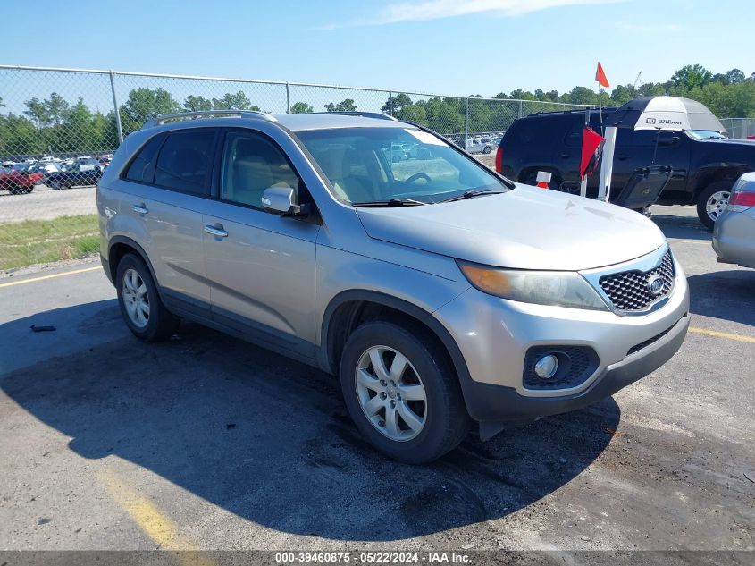 2013 KIA SORENTO LX