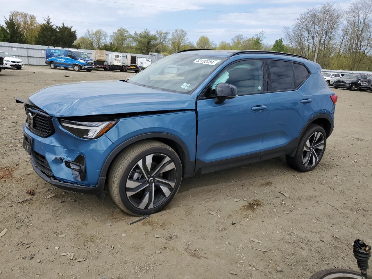 2023 VOLVO XC40 PLUS