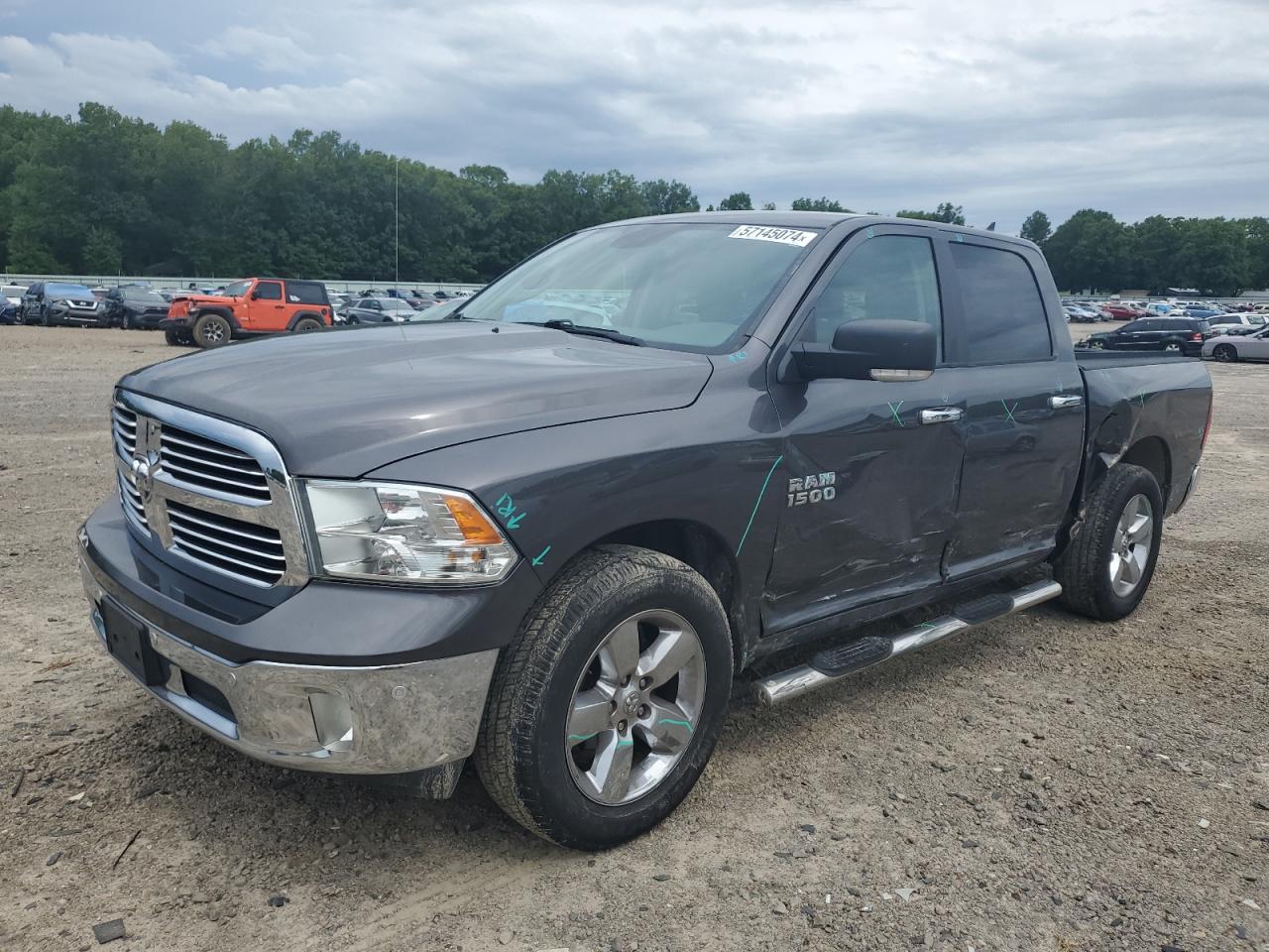 2016 RAM 1500 SLT