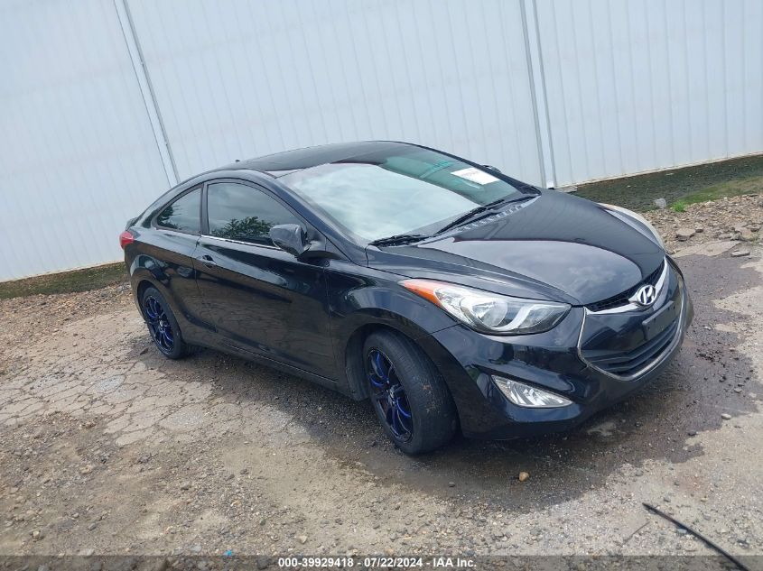 2013 HYUNDAI ELANTRA SE