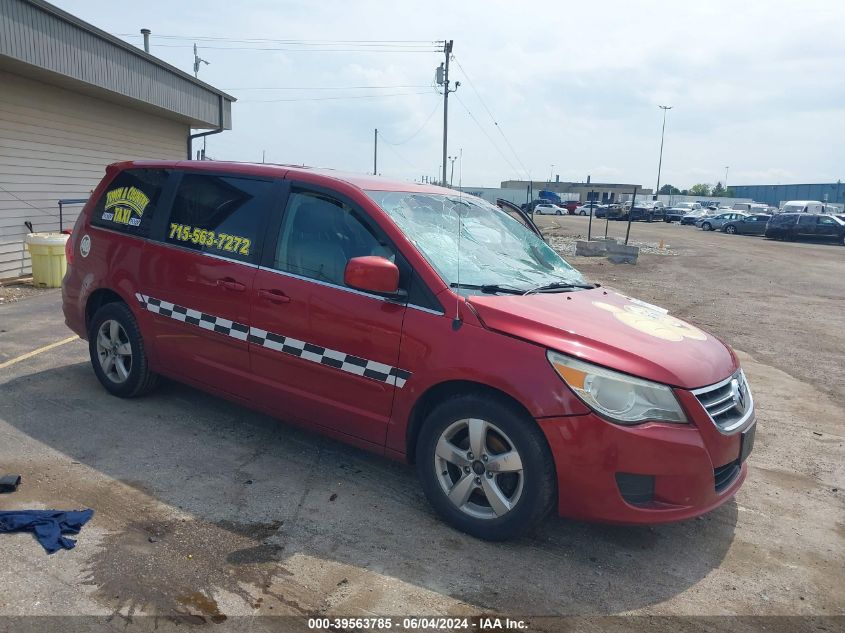 2010 VOLKSWAGEN ROUTAN SE