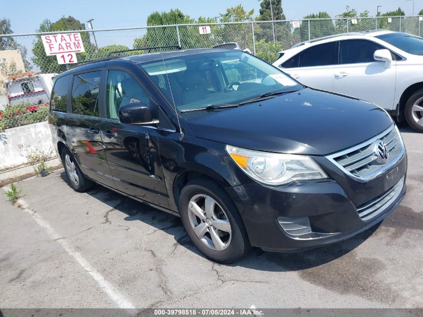 2011 VOLKSWAGEN ROUTAN SE