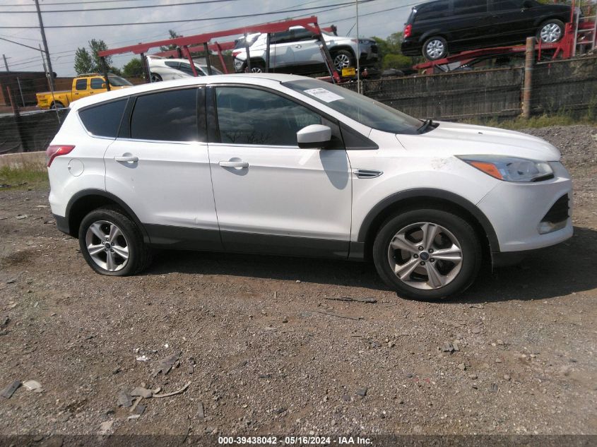 2016 FORD ESCAPE SE