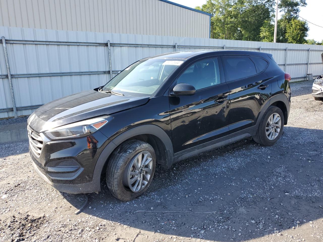 2017 HYUNDAI TUCSON SE