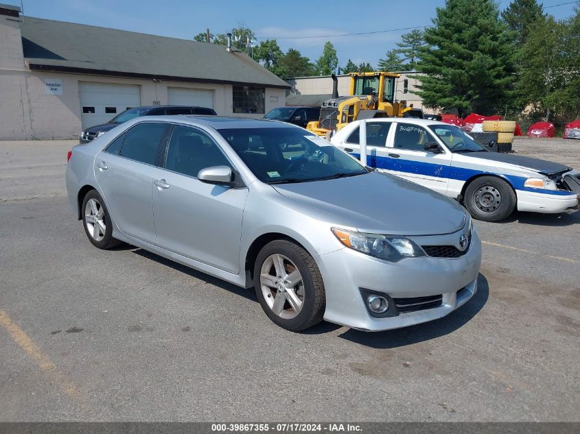 2013 TOYOTA CAMRY SE