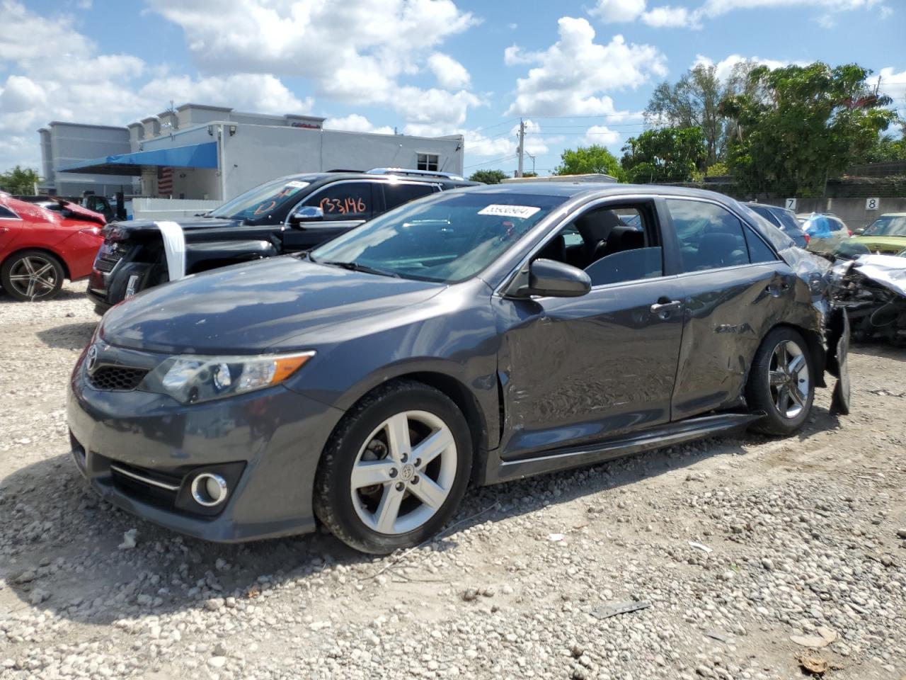 2013 TOYOTA CAMRY L