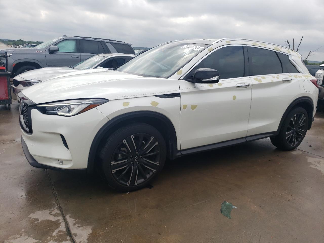 2022 INFINITI QX50 LUXE