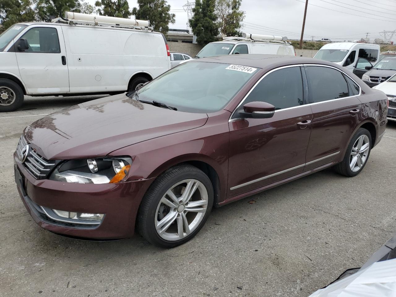 2013 VOLKSWAGEN PASSAT SE