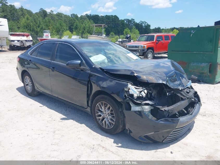 2017 TOYOTA CAMRY LE