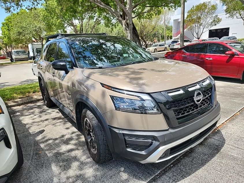 2023 NISSAN PATHFINDER SV