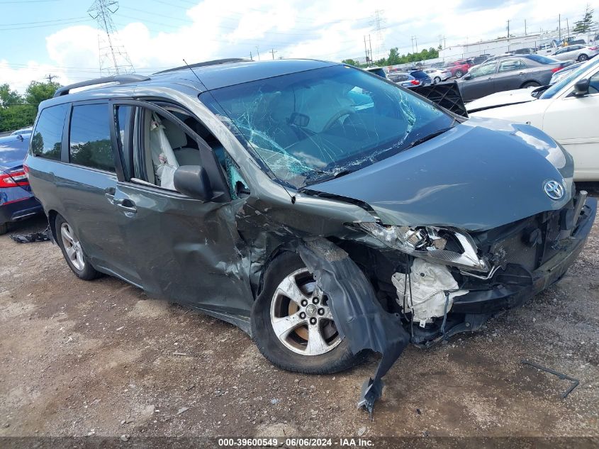 2013 TOYOTA SIENNA LE V6 8 PASSENGER