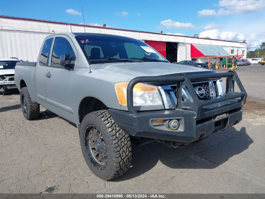 2012 NISSAN TITAN SV