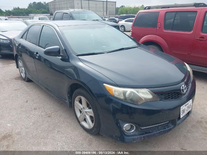 2012 TOYOTA CAMRY SE