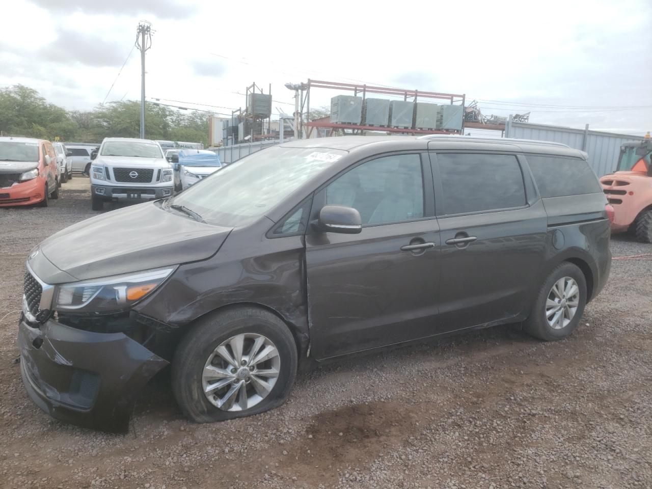 2018 KIA SEDONA LX