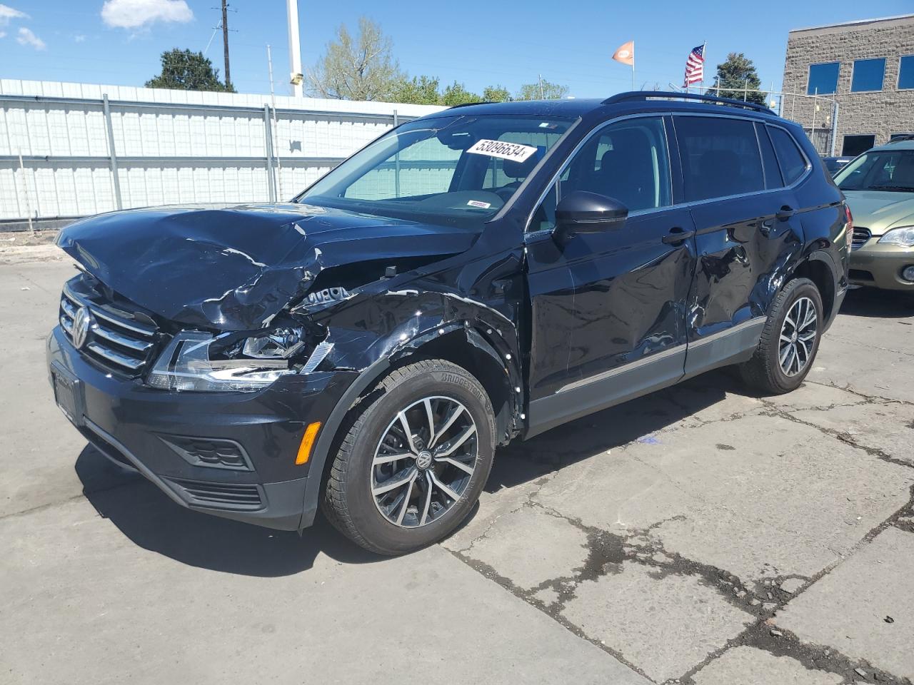 2021 VOLKSWAGEN TIGUAN SE