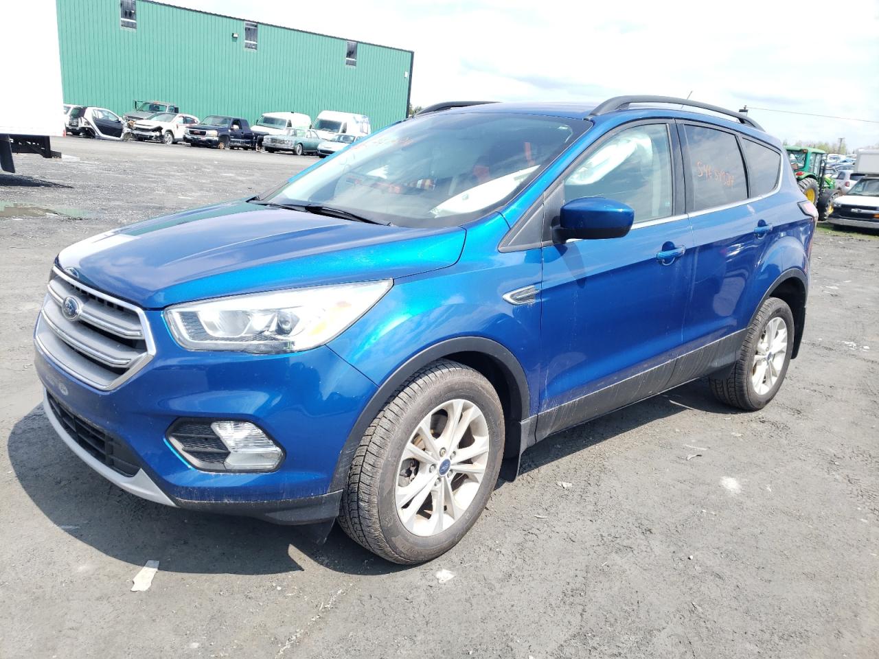 2017 FORD ESCAPE SE