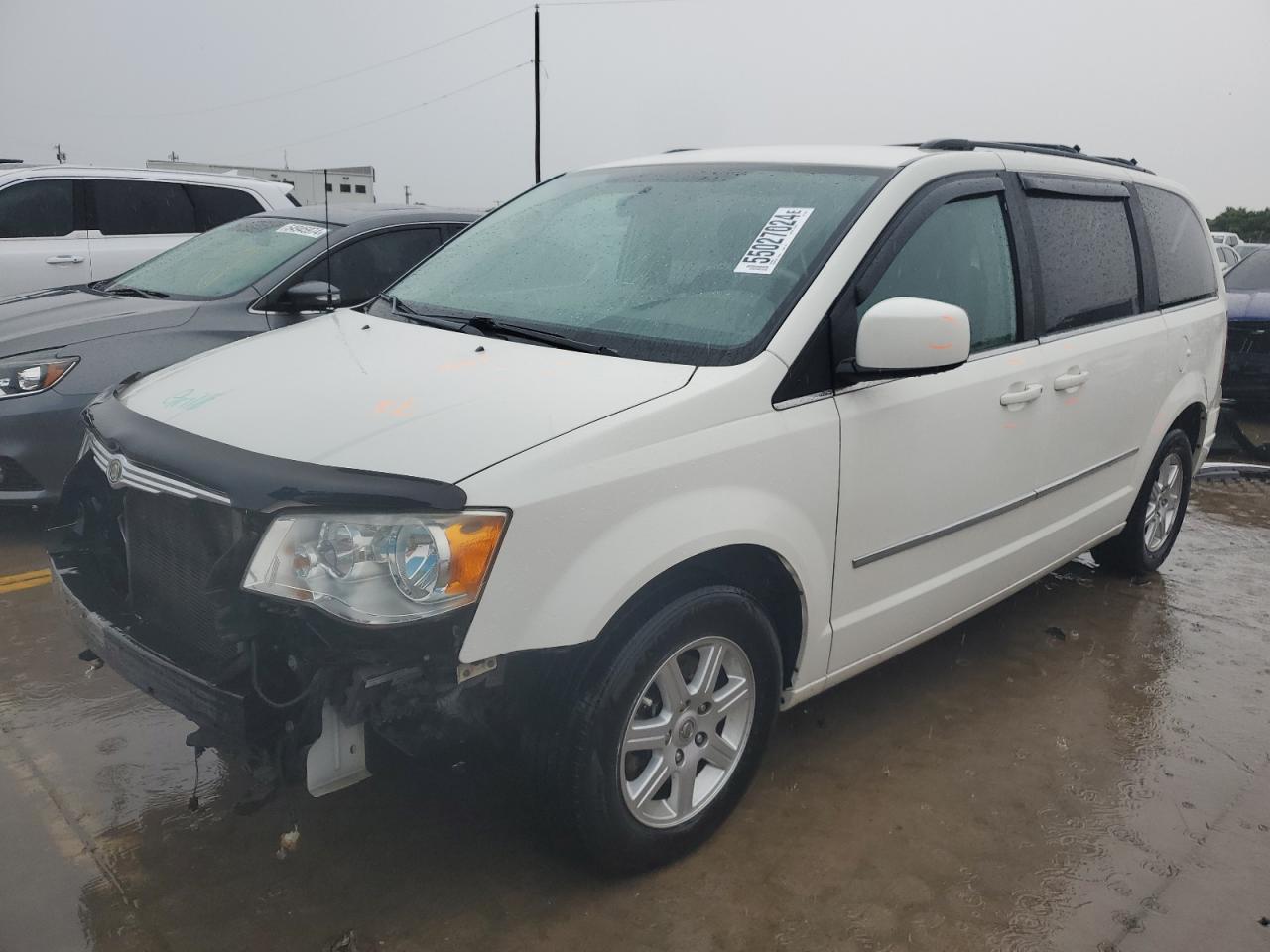 2010 CHRYSLER TOWN & COUNTRY TOURING