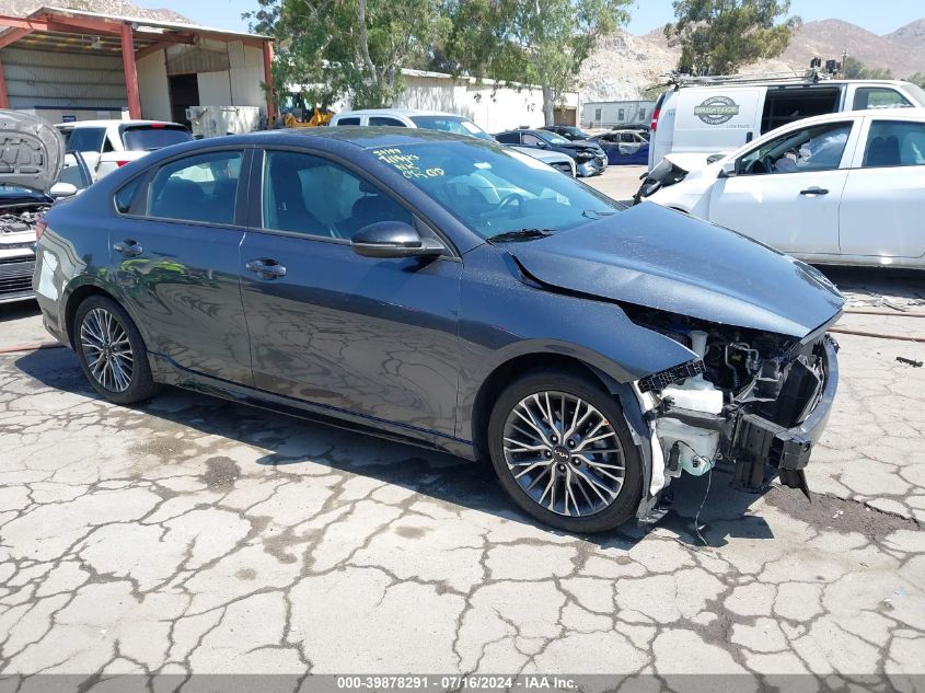 2022 KIA FORTE GT LINE