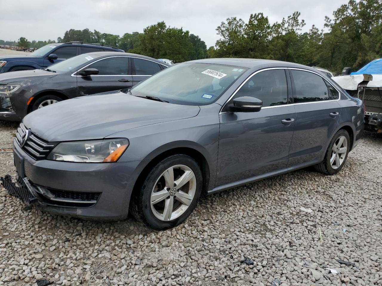 2013 VOLKSWAGEN PASSAT SE