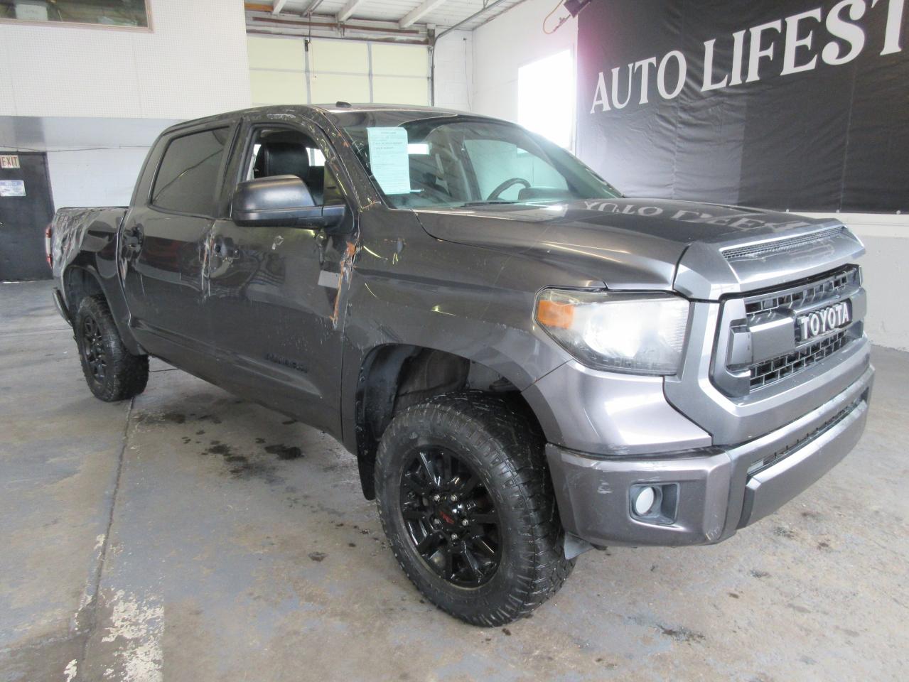 2016 TOYOTA TUNDRA CREWMAX SR5