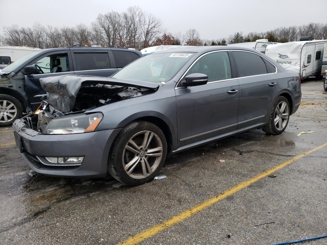 2015 VOLKSWAGEN PASSAT SE