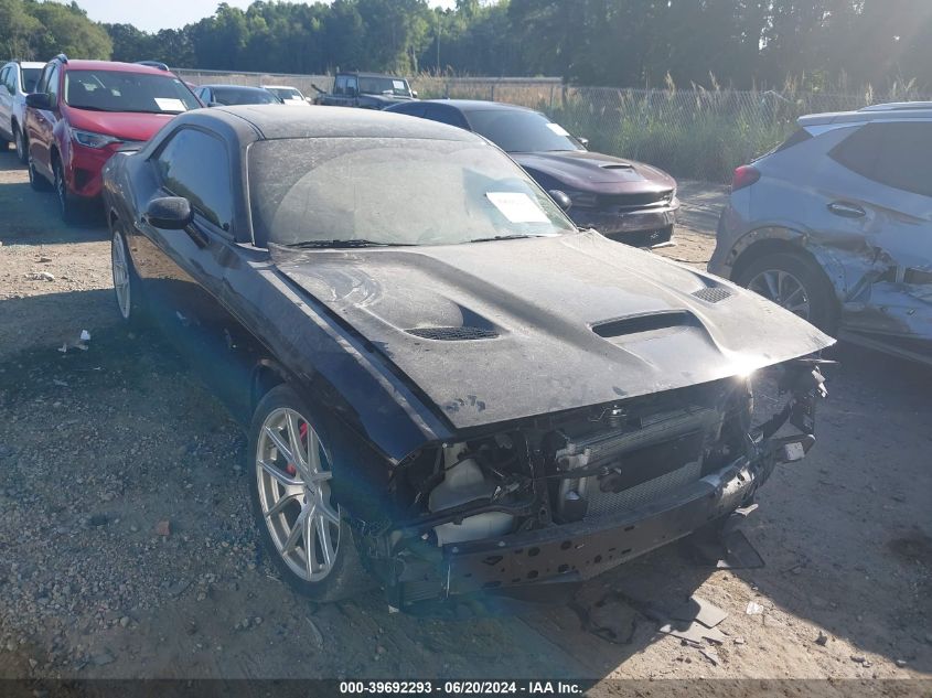 2016 DODGE CHALLENGER SRT HELLCAT