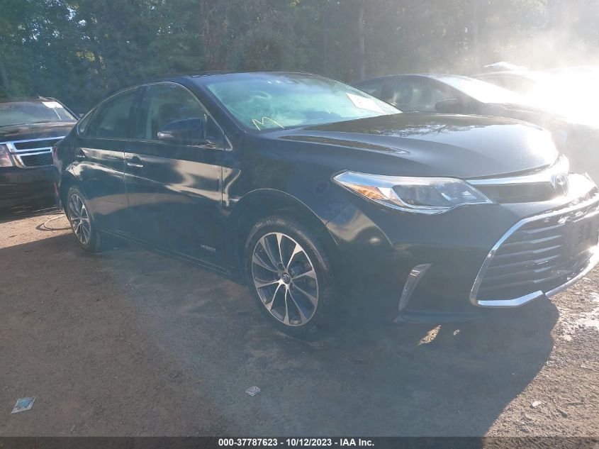 2017 TOYOTA AVALON HYBRID XLE