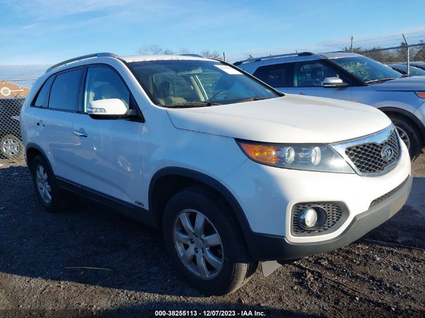 2011 KIA SORENTO LX