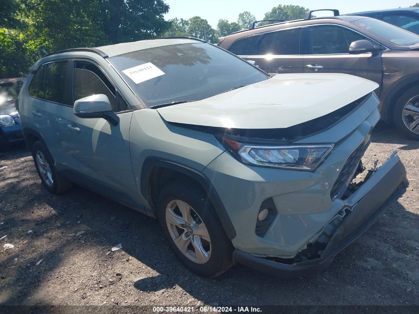 2021 TOYOTA RAV4 XLE