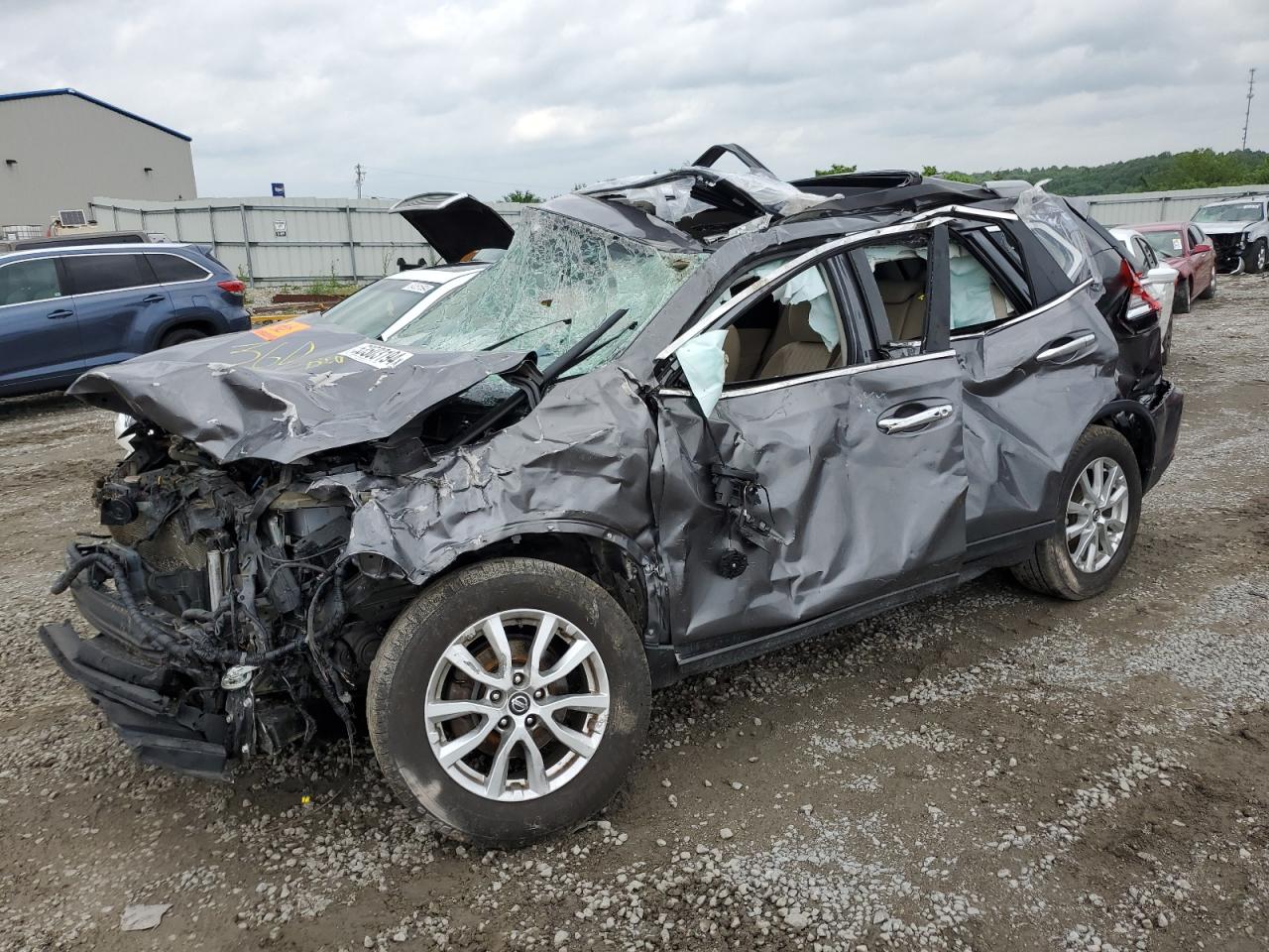 2017 NISSAN ROGUE S