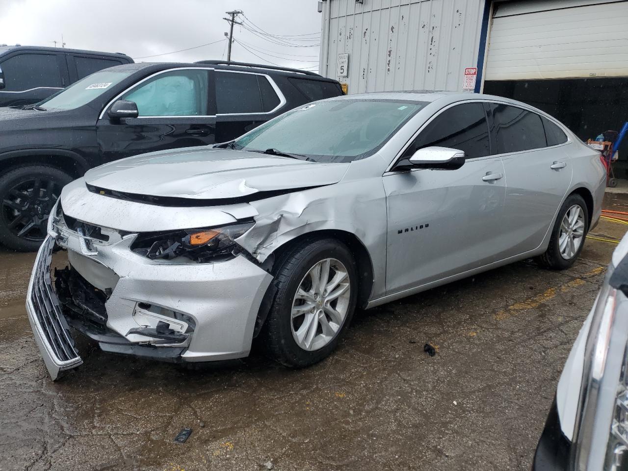 2017 CHEVROLET MALIBU LT