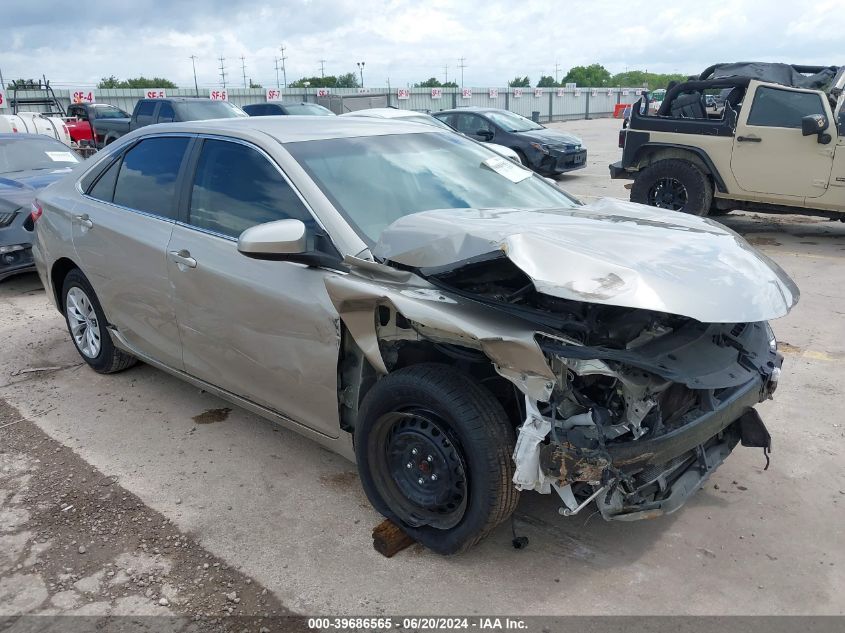 2016 TOYOTA CAMRY LE