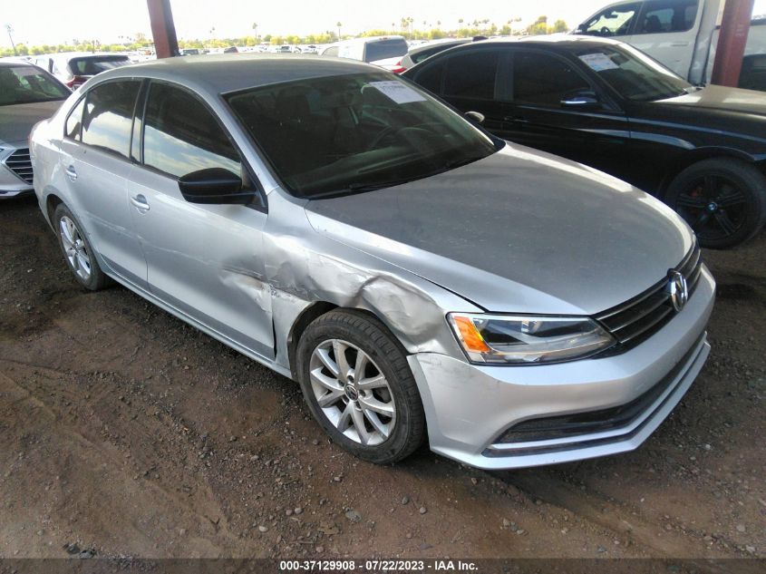 2015 VOLKSWAGEN JETTA 1.8T SE