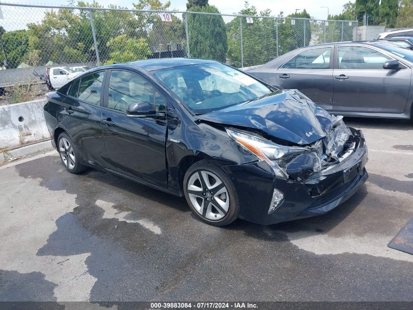 2018 TOYOTA PRIUS THREE TOURING