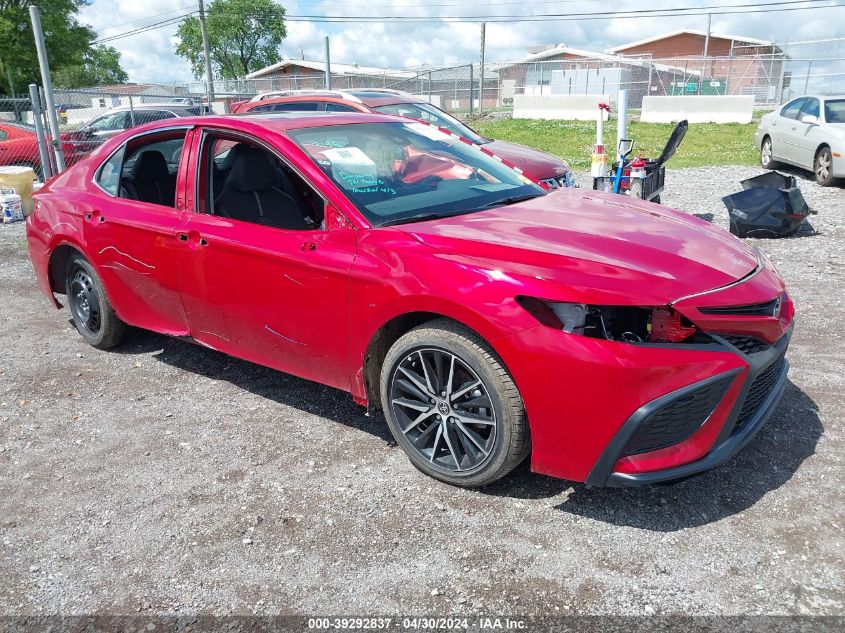 2024 TOYOTA CAMRY SE