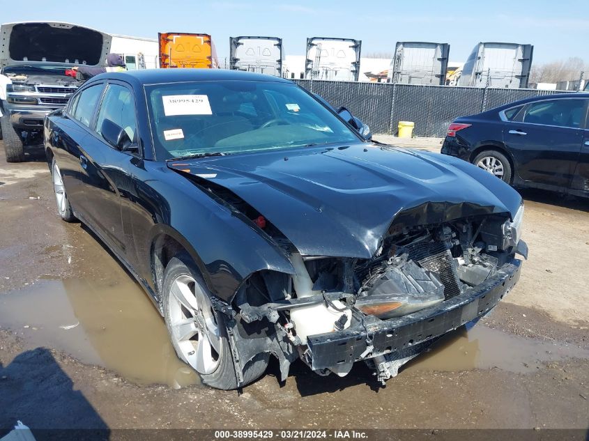 2014 DODGE CHARGER SE