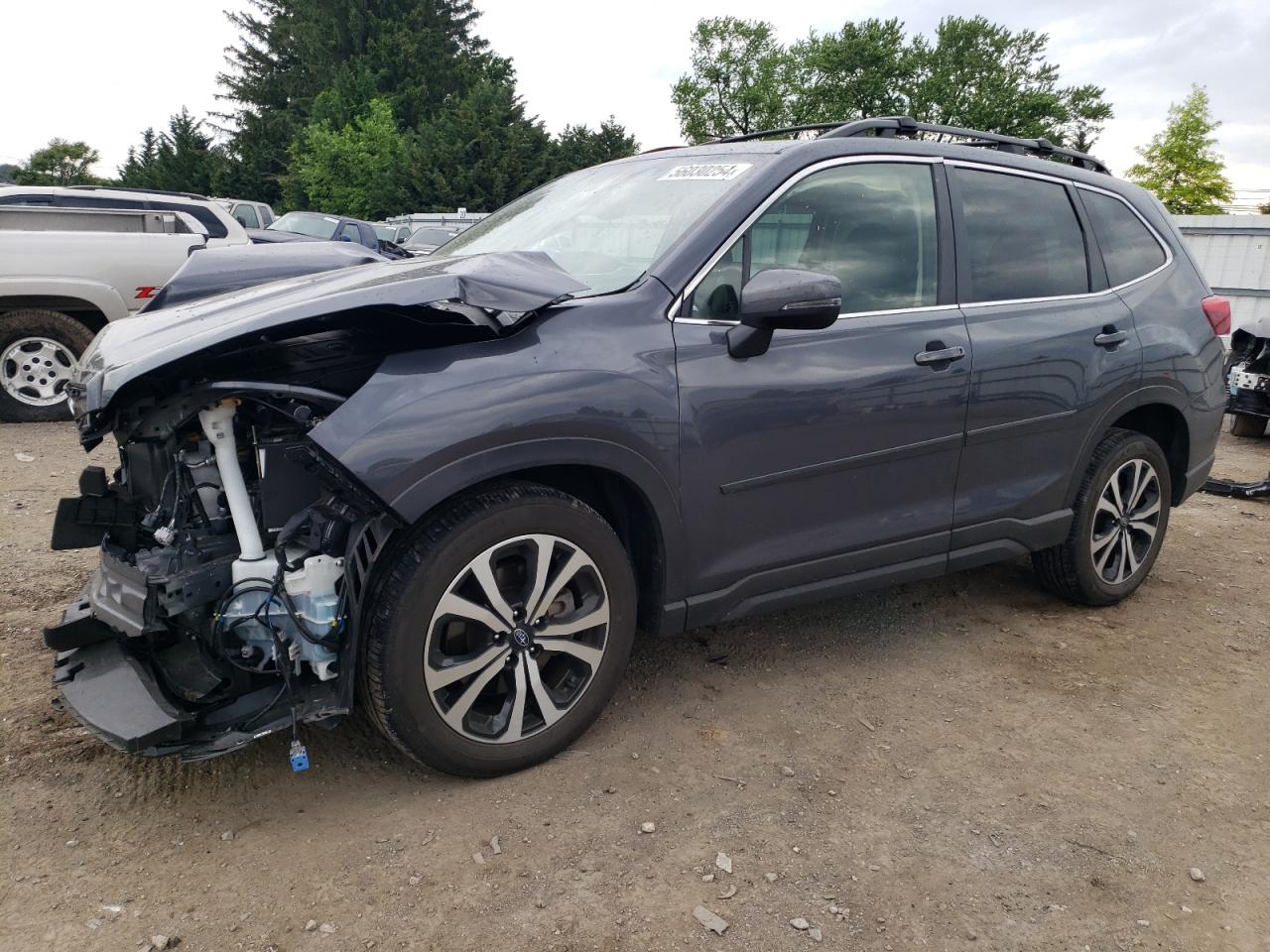 2022 SUBARU FORESTER LIMITED