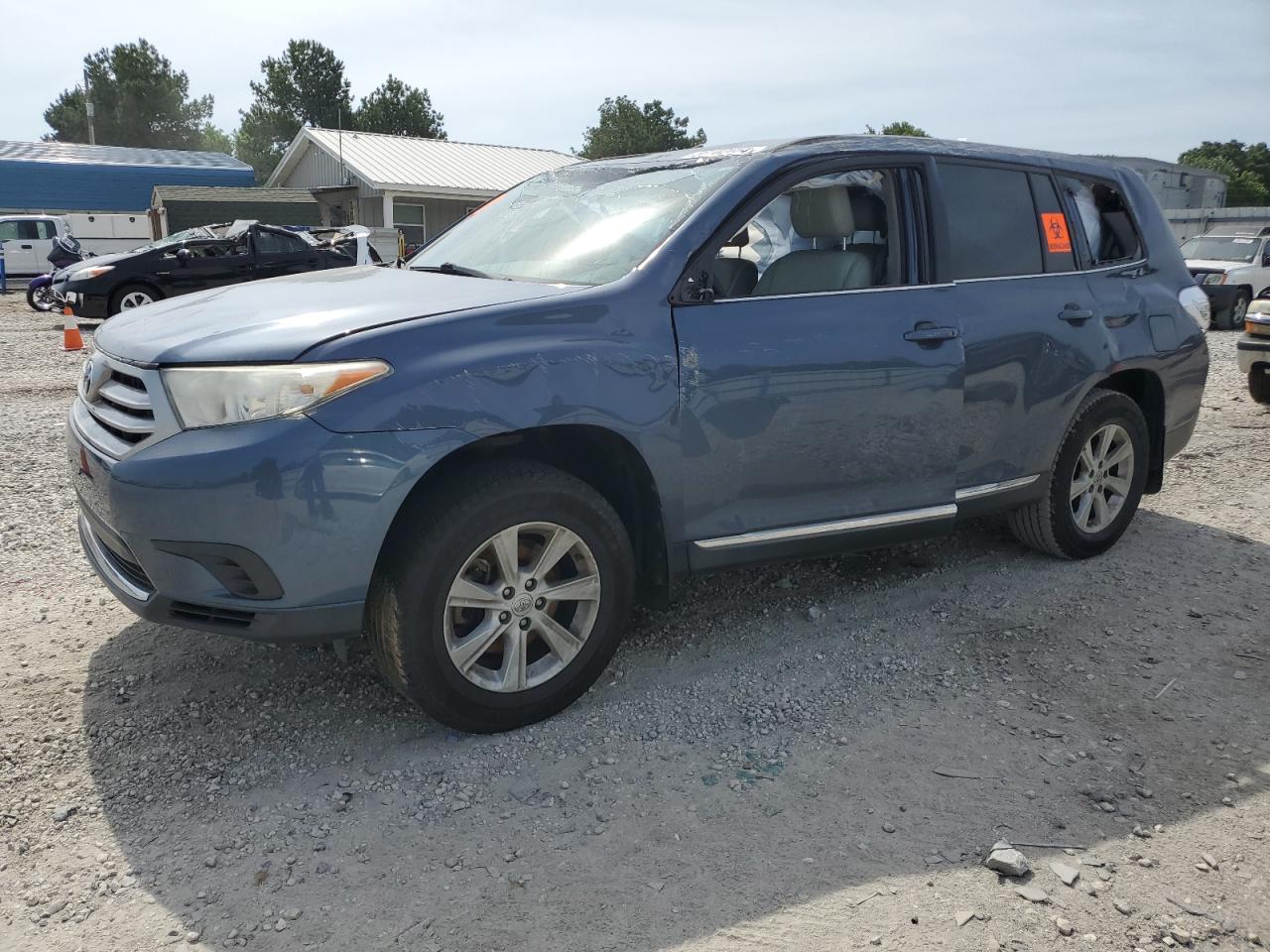 2013 TOYOTA HIGHLANDER BASE