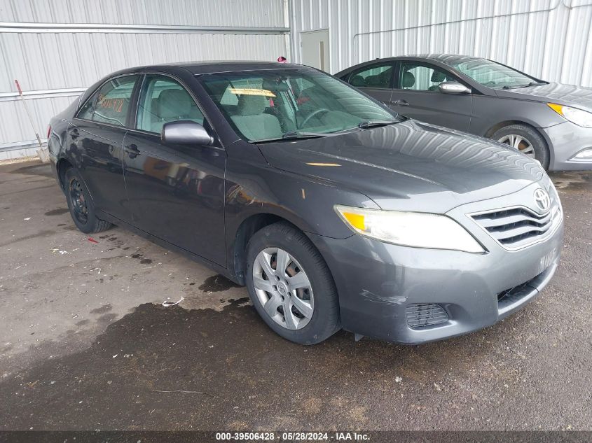 2011 TOYOTA CAMRY LE