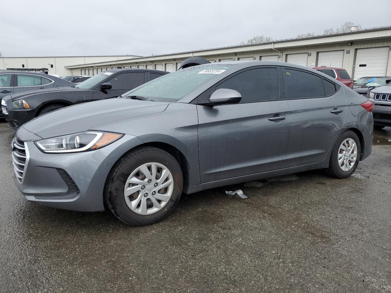 2018 HYUNDAI ELANTRA SE