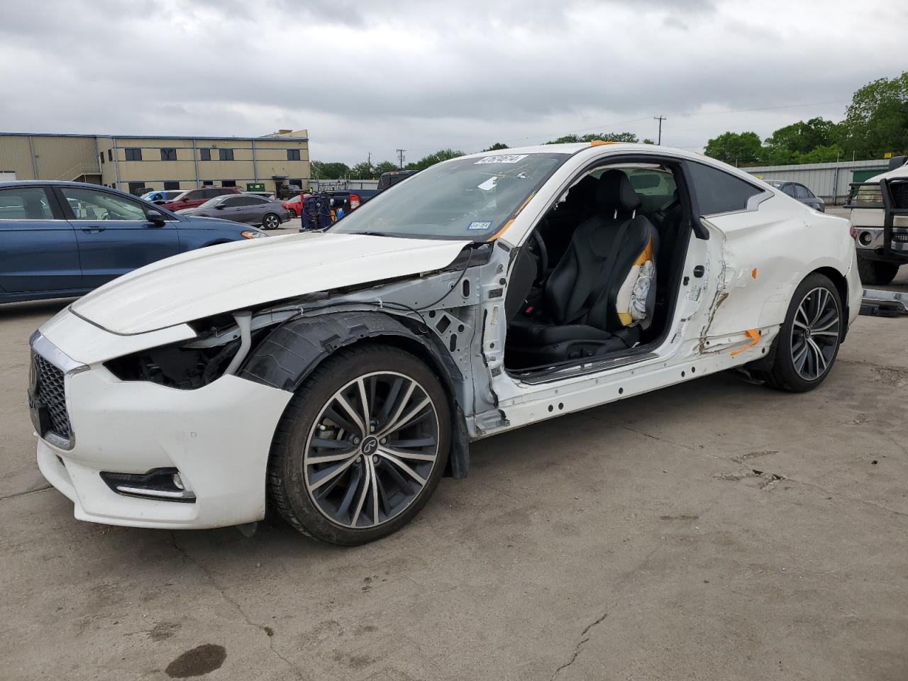 2021 INFINITI Q60 LUXE